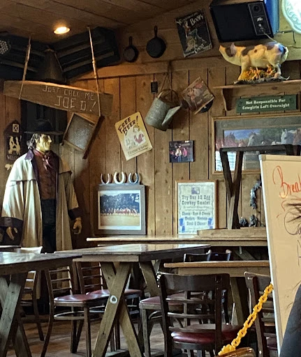 Chaplin's Honky Tonk Restaurant & Saloon photo 10