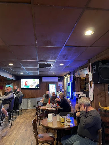 Chaplin's Honky Tonk Restaurant & Saloon photo 7