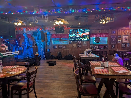 Chaplin's Honky Tonk Restaurant & Saloon photo 6